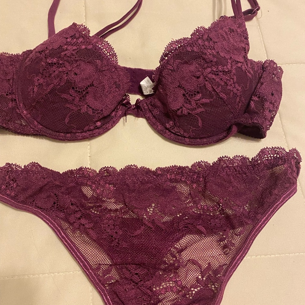 Purple lace bra panty set
